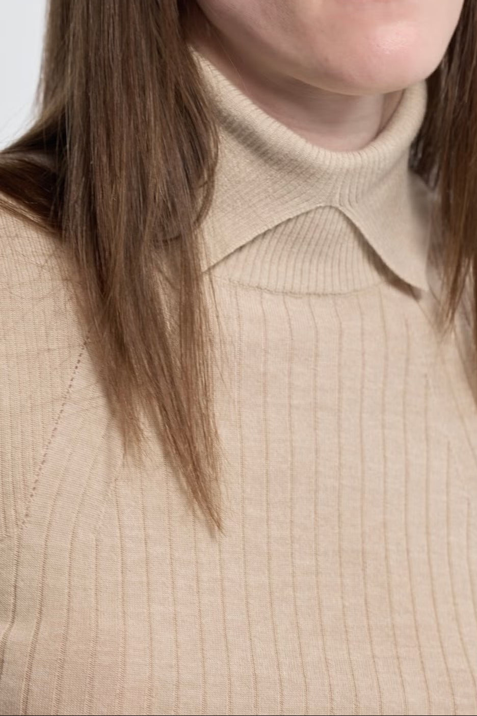 15.5μ WOOL / TURTLENECK KNIT