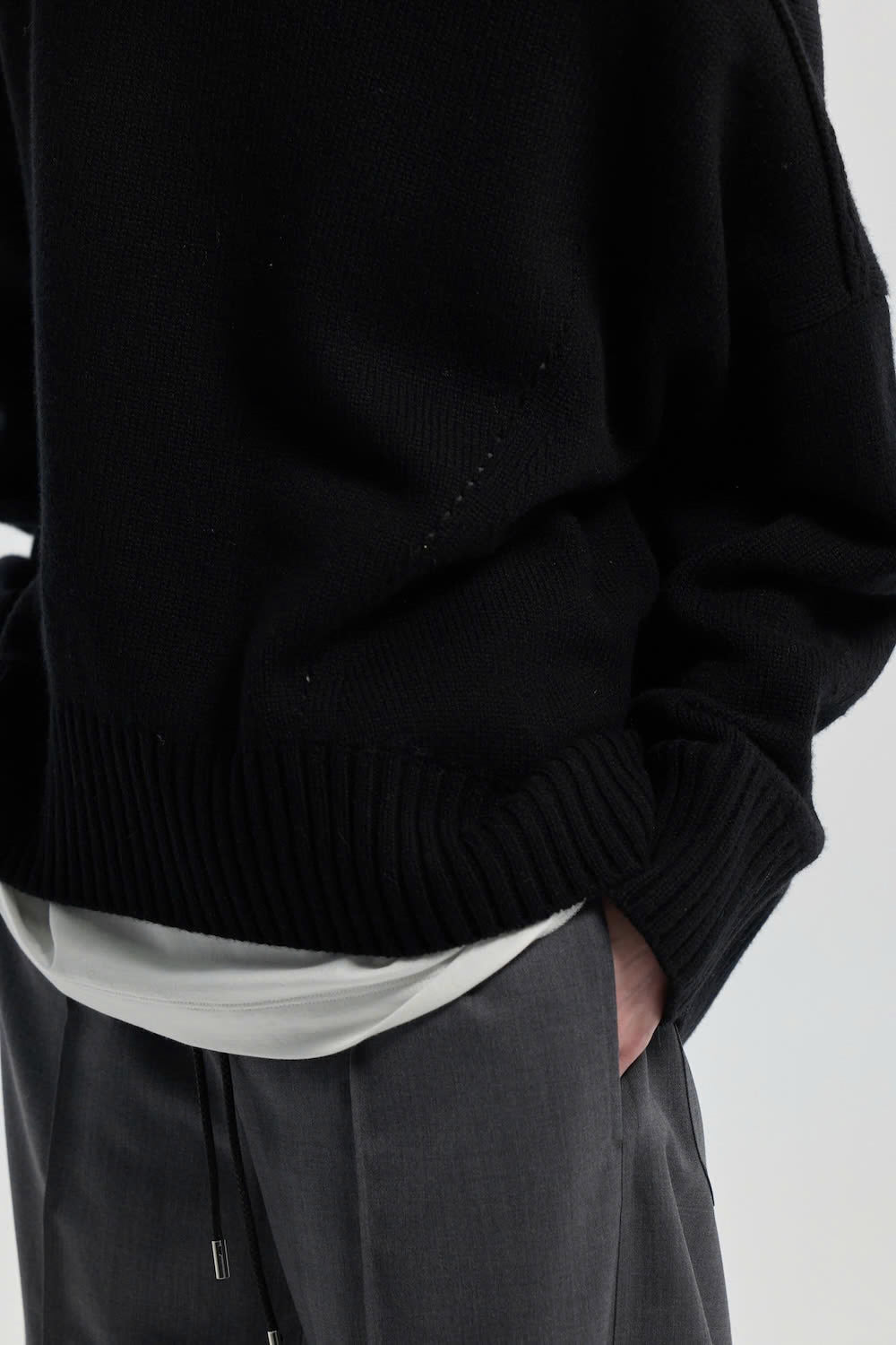 OVERSIZE TURTLENECK KNIT