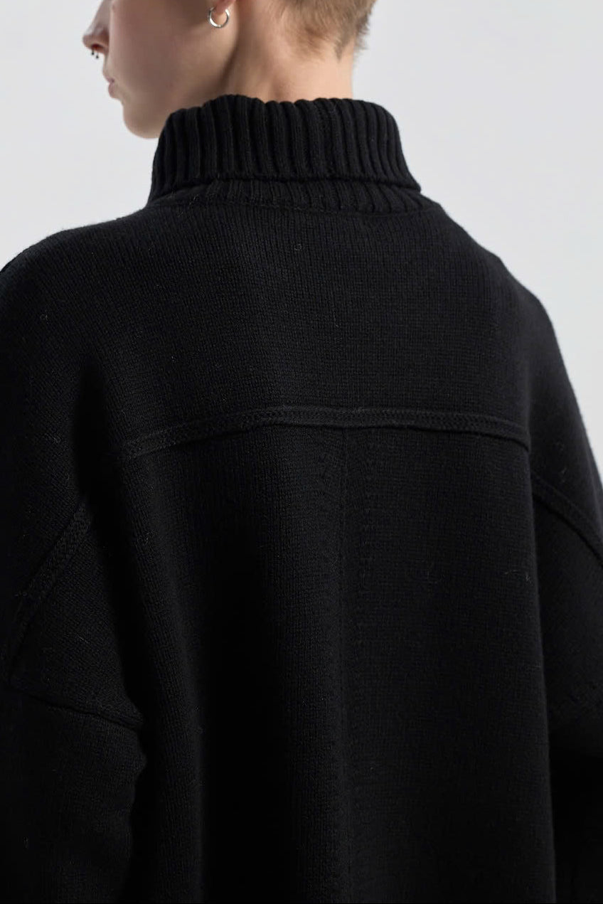 OVERSIZE TURTLENECK KNIT