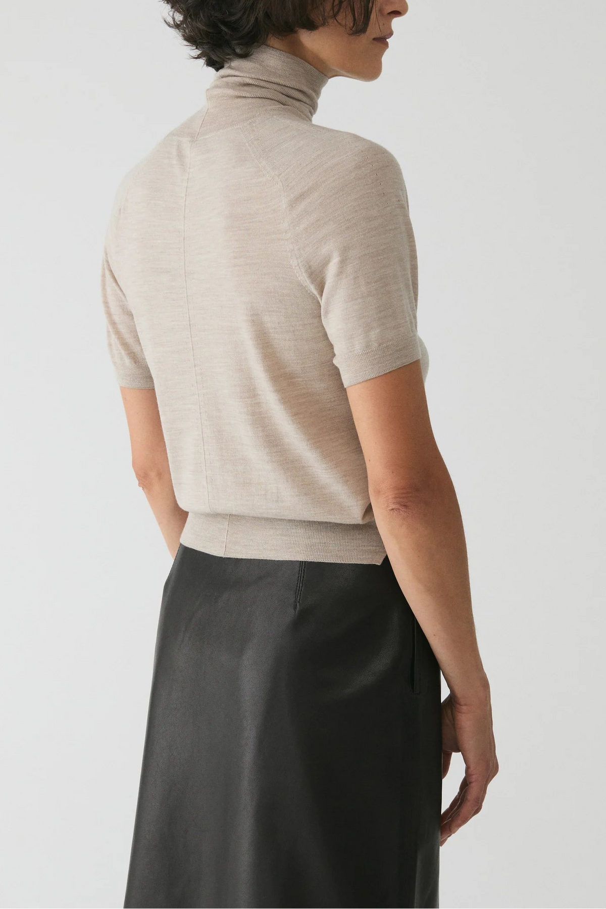 THE LISTENER Top