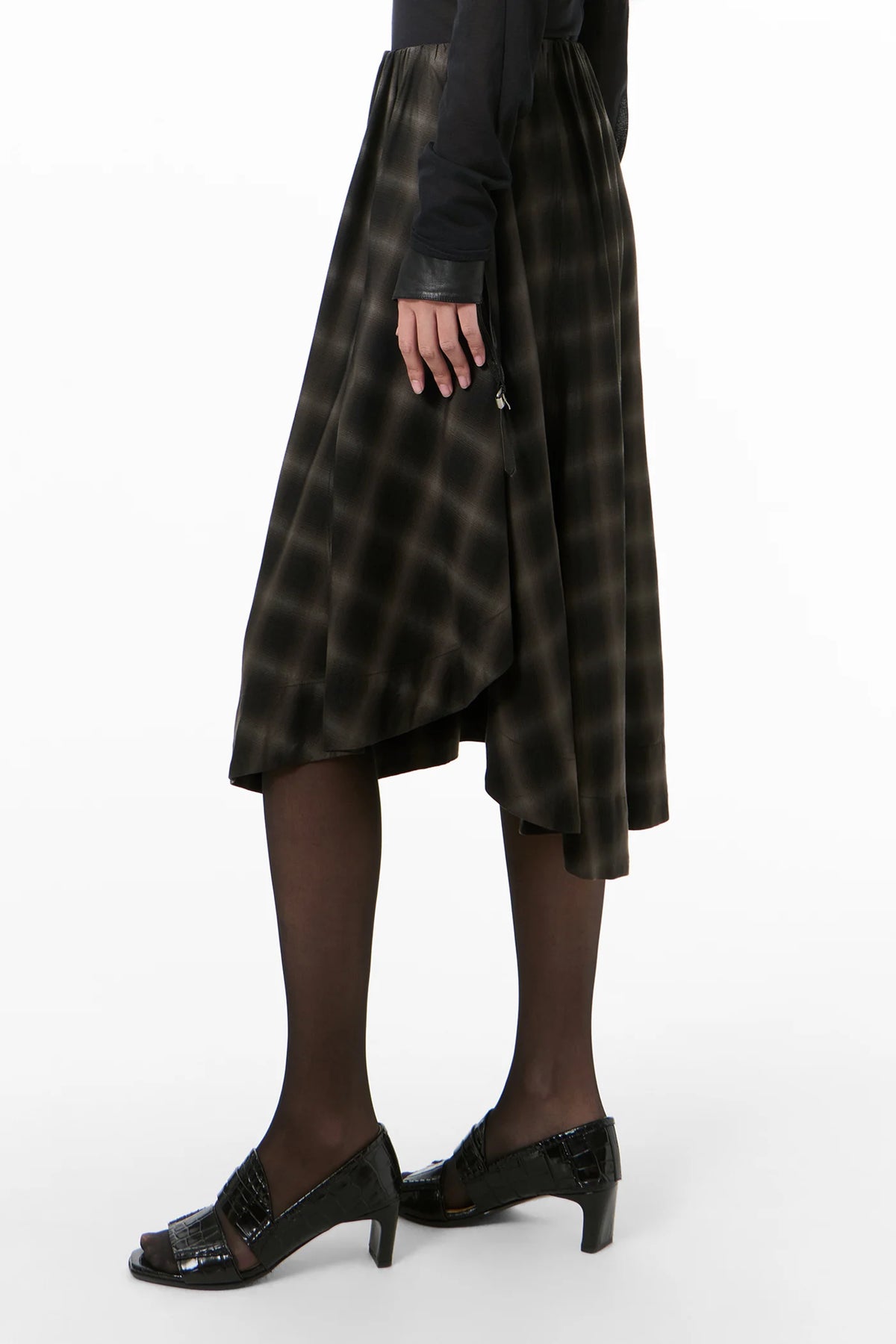 FAN SKIRT