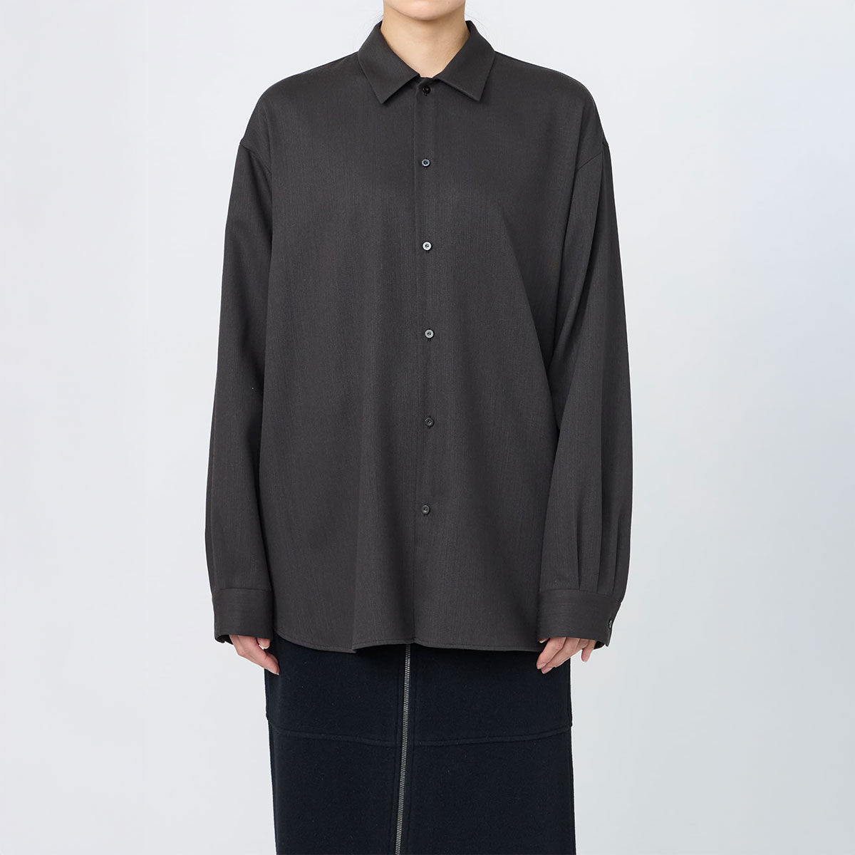 SMALL-COLLAR RELAXED SHIRT