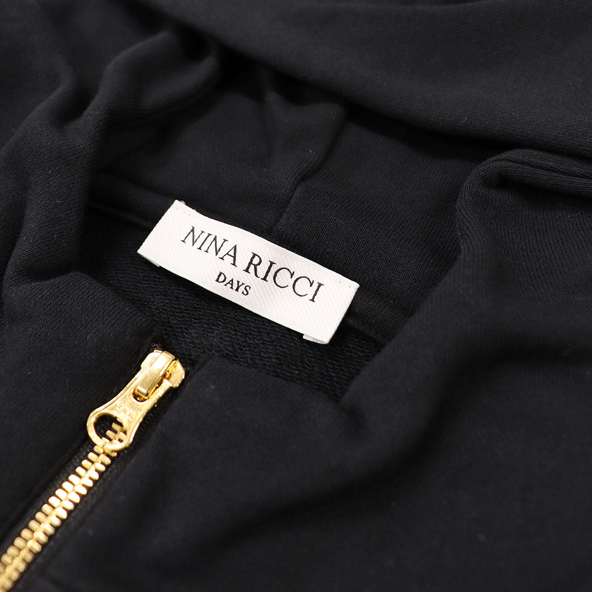 Cropped Hoodie ( NINA RICCI DAYS )