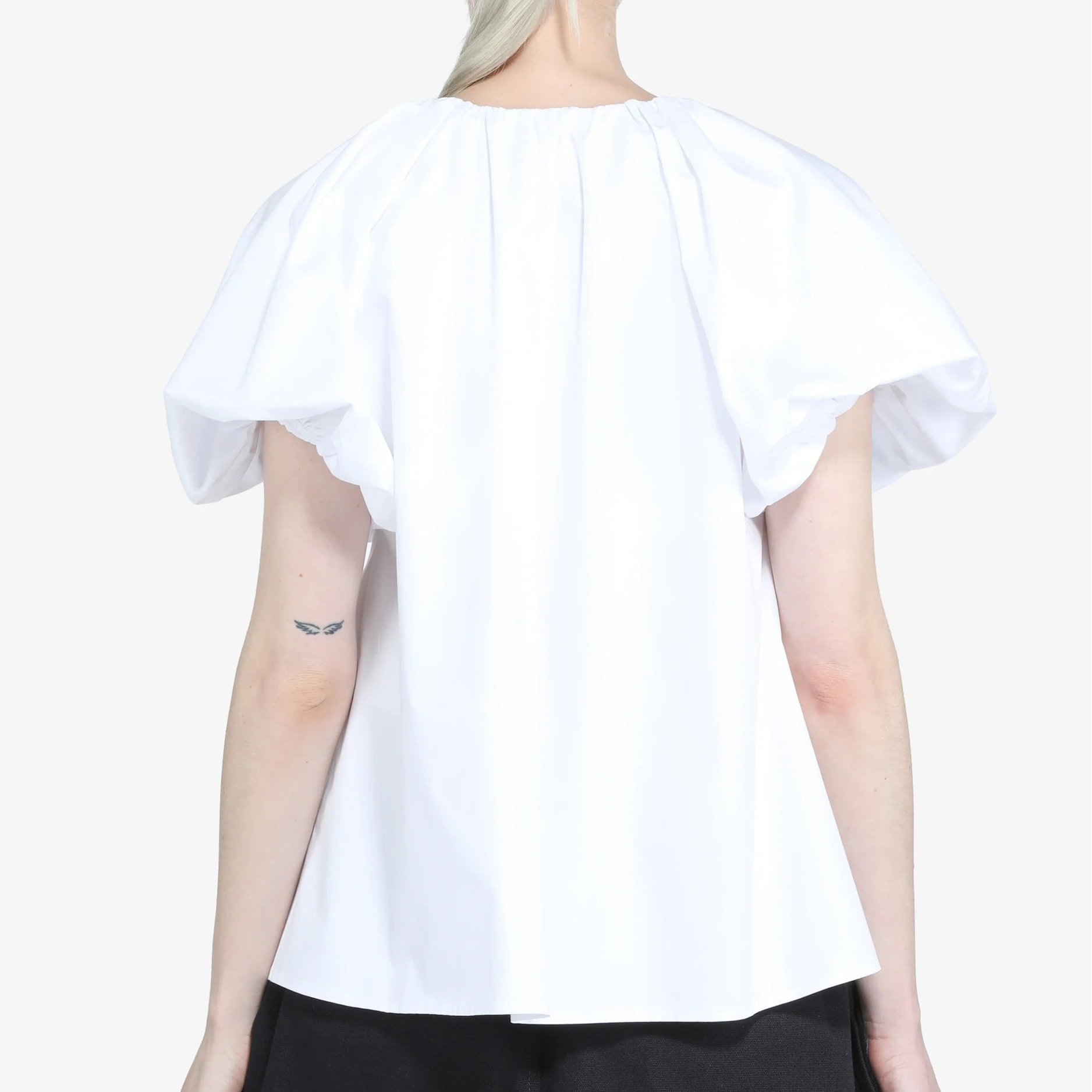 Blouse with short puff sleeves