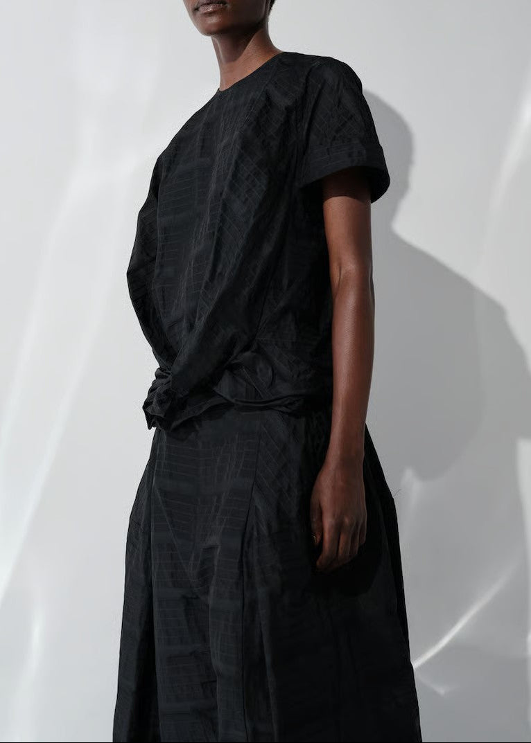 Ny Shadow Border Twisted Top