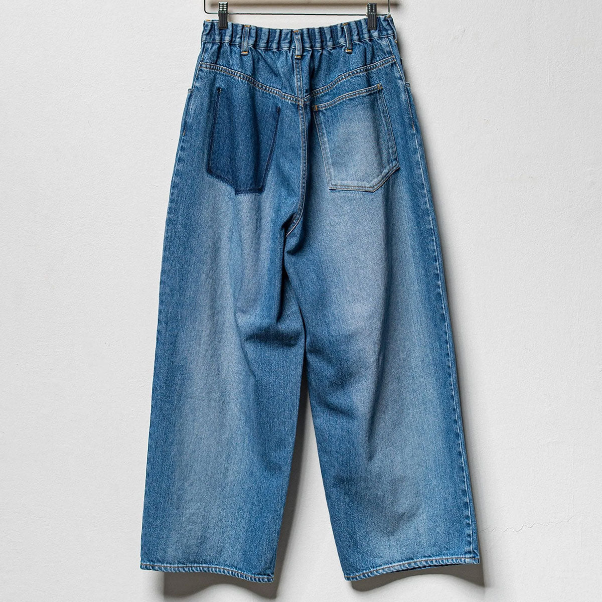 Elastic waist super loose denim