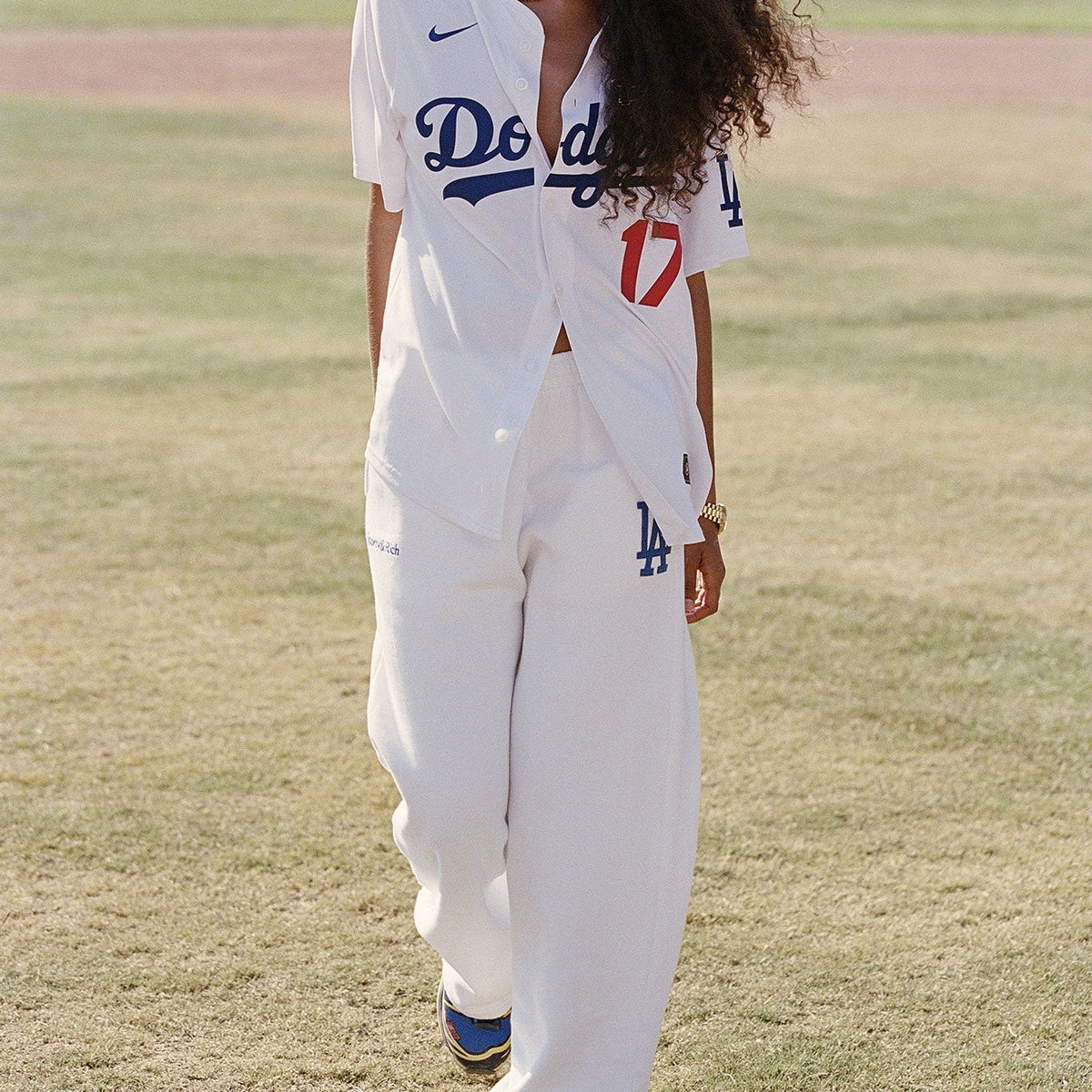 LA Serif Wide Sweatpant
