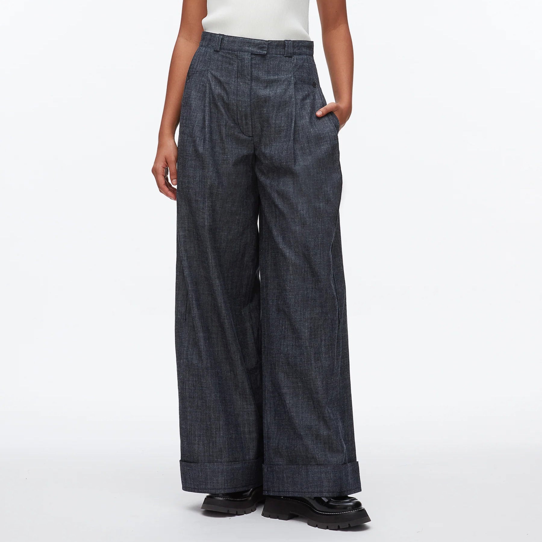 Double Pleat Wide Leg Pant