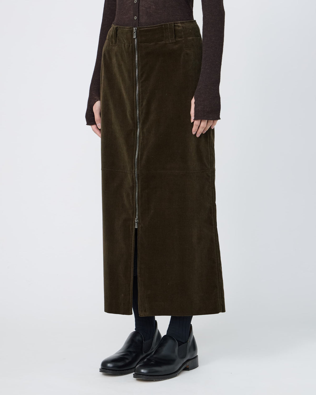 ZIP-UP STRAIGHT SKIRT