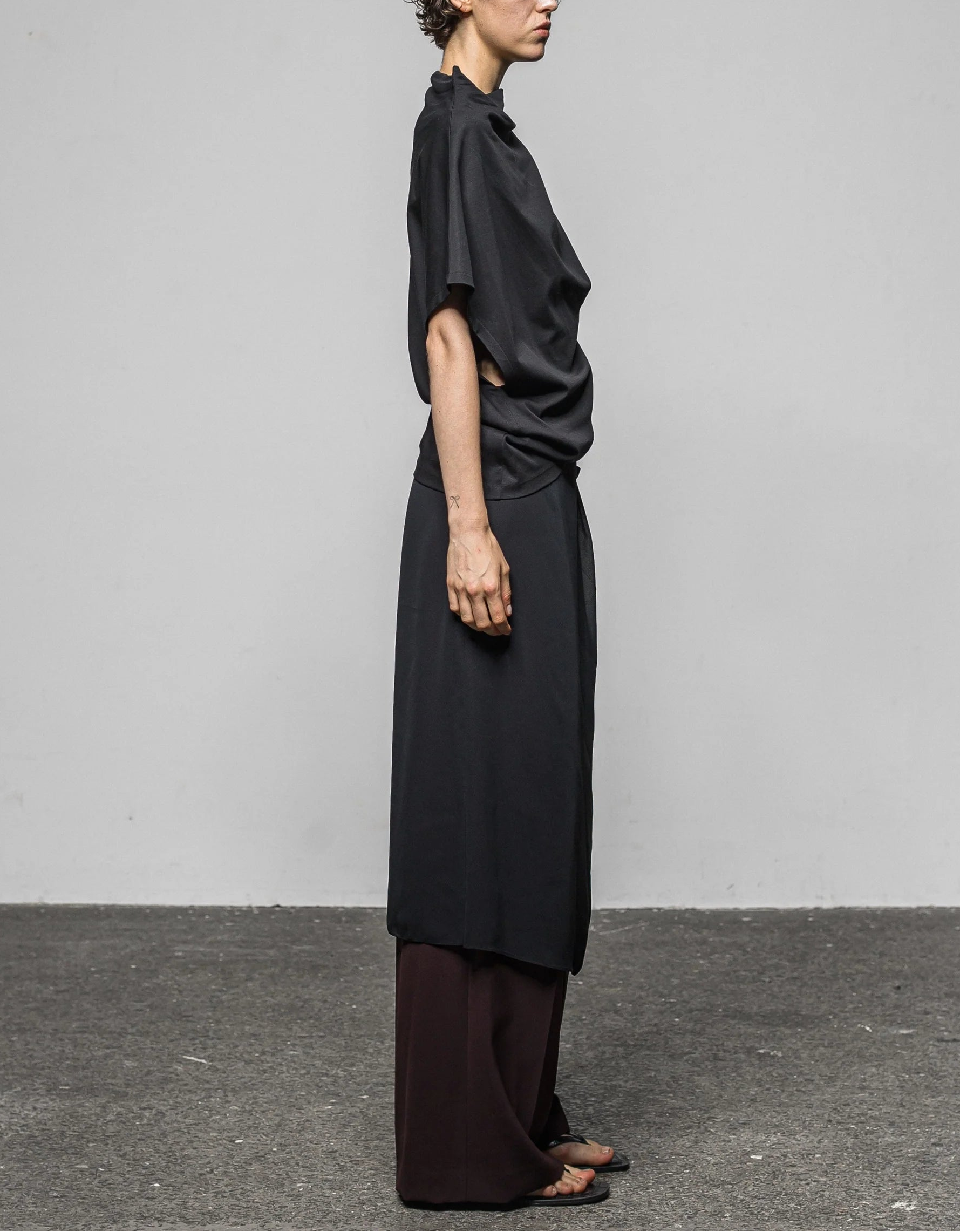 Twisted jersey top