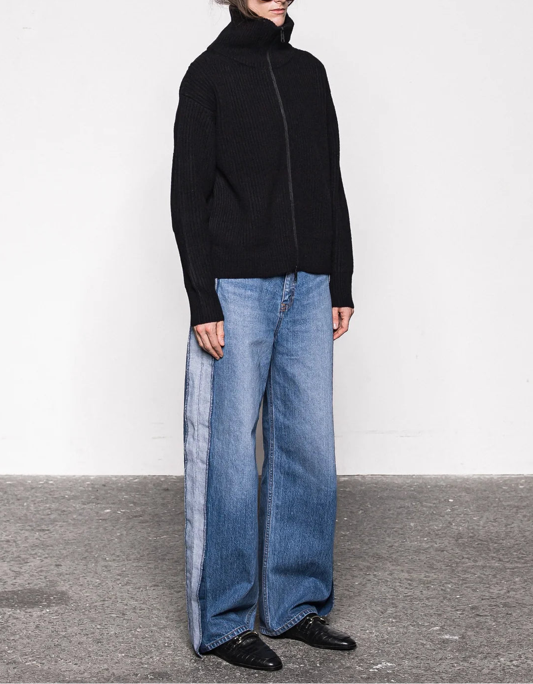 Side folded loose straight denim