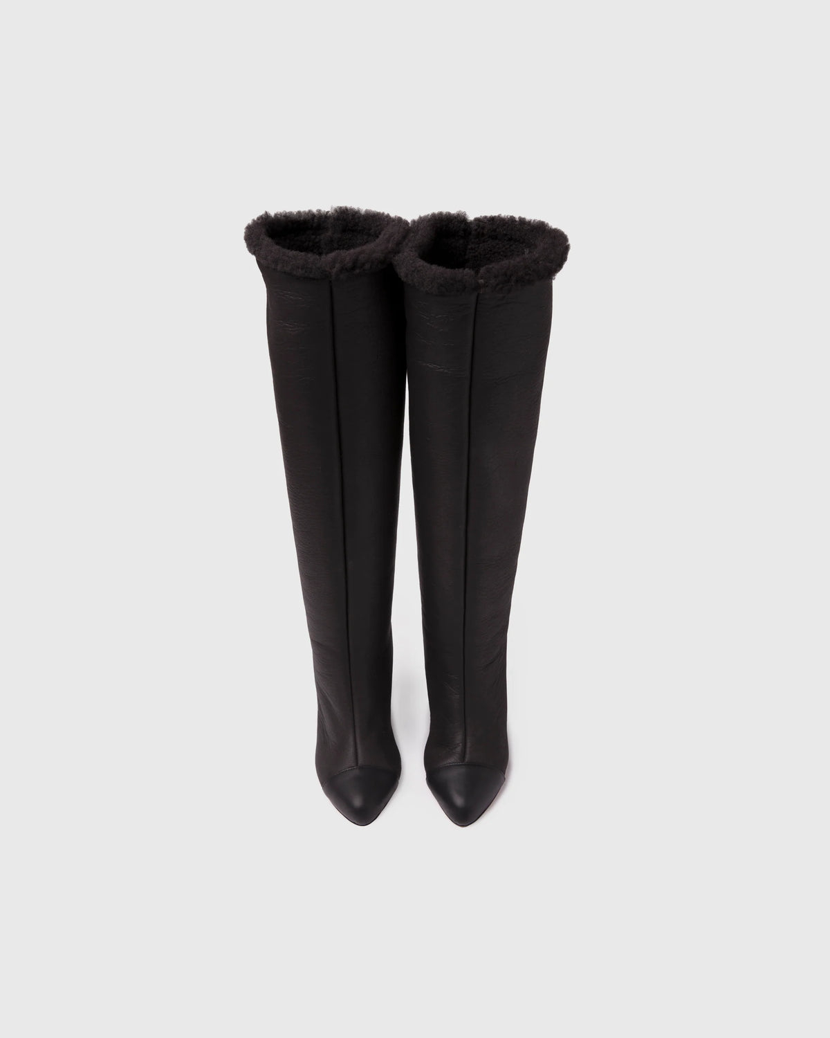 Lia B. Boots