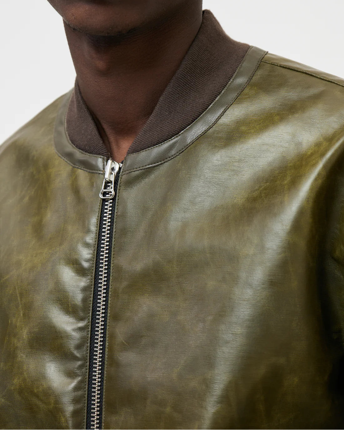 ROLD SKOV（ロード スコフ）| LUIIS BOMBER ムートンボンバー